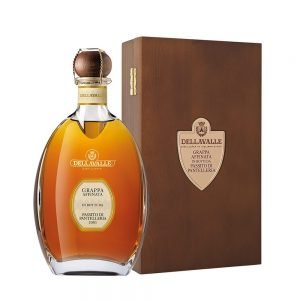 Grappa Affinata in Botti di Passito di Pantelleria "Cassetta in legno" Dellavalle